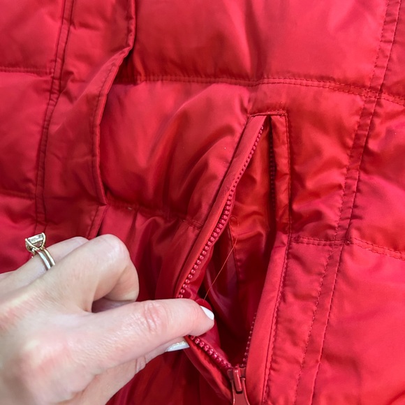 Alaska Frontier Red puffer snow jacket - Picture 3 of 8